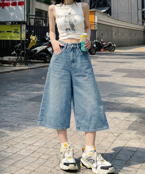NANEA(ナネア)の「デニムワイドハーフパンツ(デニムパンツ・レディース・ブルー/ネイビー・SMALL/MEDIUM/LARGE/X-SMALL)」の10枚目の写真