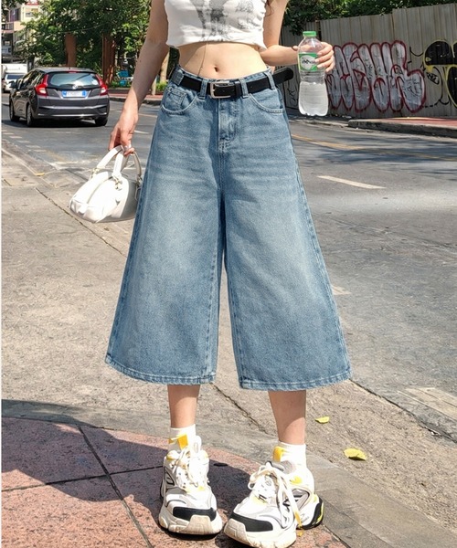 NANEA(ナネア)の「デニムワイドハーフパンツ(デニムパンツ・レディース・ブルー/ネイビー・SMALL/MEDIUM/LARGE/X-SMALL)」の9枚目の写真
