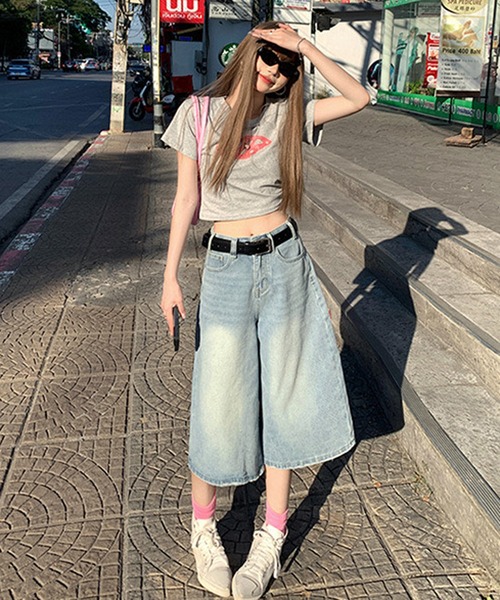 NANEA(ナネア)の「デニムワイドハーフパンツ(デニムパンツ・レディース・ブルー/ネイビー・SMALL/MEDIUM/LARGE/X-SMALL)」の18枚目の写真