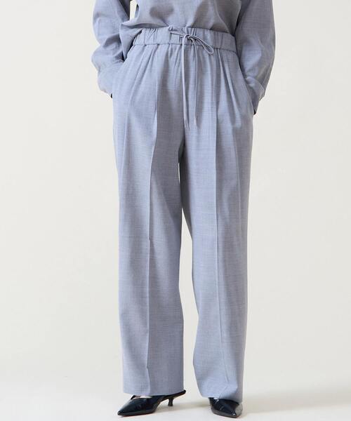 Tiara（ティアラ）の「2タックイージーパンツ（スラックス・レディース・ピンク/グレー/ネイビー・2/3）」の2枚目の写真