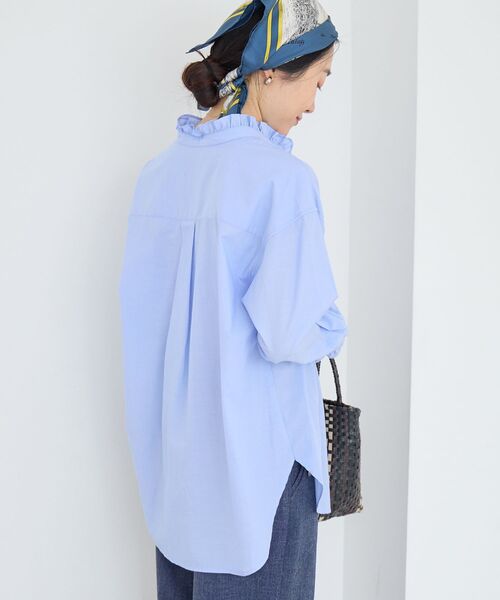 le.coeur blanc(ルクールブラン)の「スタンドネックフリルブラウス(シャツ/ブラウス・レディース・ブルー/オフホワイト・38)」の19枚目の写真
