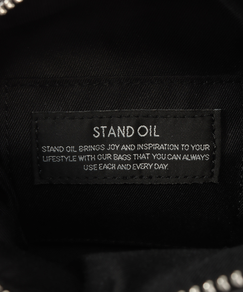 STANDOIL（スタンドオイル）の「【Geek Office / ギークオフィス】STAND OIL / Mushy Bag Mini（ハンドバッグ・レディース・ブラック・FREE）」の8枚目の写真