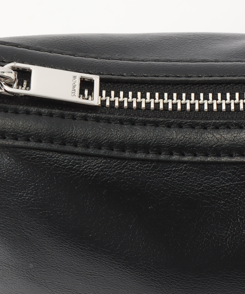 STANDOIL（スタンドオイル）の「【Geek Office / ギークオフィス】STAND OIL / Mushy Bag Mini（ハンドバッグ・レディース・ブラック・FREE）」の9枚目の写真