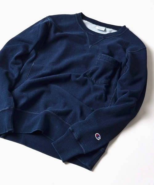 SHIPS(シップス)の「Champion(チャンピオン)×SHIPS AUTHENTIC: 別注 リバースウィーブ インディゴ クルーネック スウェット "ロングスリーブ"■(スウェット・メンズ・ブルー/ネイビー・SMALL/LARGE/MEDIUM)」の2枚目の写真
