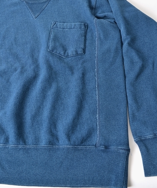SHIPS(シップス)の「Champion(チャンピオン)×SHIPS AUTHENTIC: 別注 リバースウィーブ インディゴ クルーネック スウェット "ロングスリーブ"■(スウェット・メンズ・ブルー/ネイビー・SMALL/LARGE/MEDIUM)」の6枚目の写真