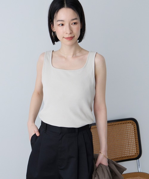 Aunely(オーネリー)の「【Aunely】UV カップ付き デイリー デコルテ タンクトップ <YOSOOIシリーズ>(タンクトップ・レディース・ブラウン系/グレイッシュベージュ/アイボリー/ブラック/ブラウン/グレー系・M/L)」の19枚目の写真