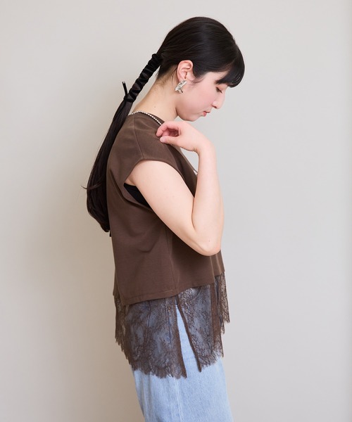LHELBIE(レルビエ)の「レースヘムロゴTシャツ(Tシャツ/カットソー・レディース・オフホワイト/ブラック/ブラウン・M)」の6枚目の写真