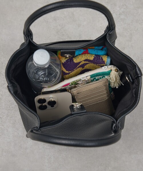 collex(コレックス)の「2WAY バケットトートバッグ タックハンドル&ショルダー(ショルダーバッグ・レディース・ライトグレー/イエロー/ブラック・フリー)」の14枚目の写真