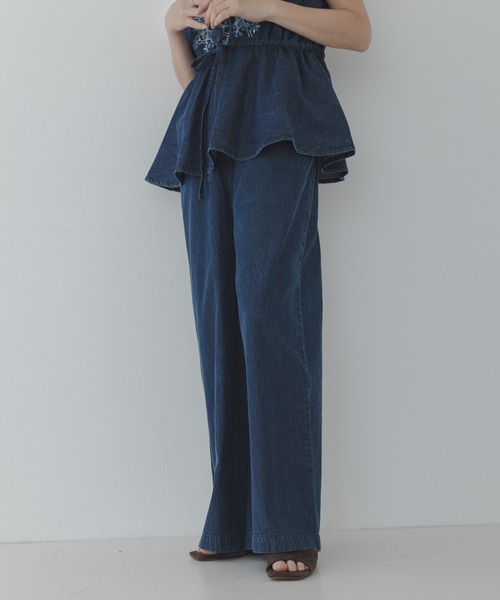 URBAN RESEARCH Sonny Label(アーバンリサーチサニーレーベル)の「クロス刺繍ペプラムサロペット(サロペット/オーバーオール・レディース・インディゴブルー/ライトインディゴブルー・36/38)」の6枚目の写真