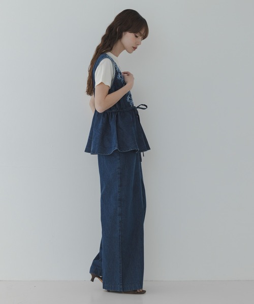 URBAN RESEARCH Sonny Label(アーバンリサーチサニーレーベル)の「クロス刺繍ペプラムサロペット(サロペット/オーバーオール・レディース・インディゴブルー/ライトインディゴブルー・36/38)」の8枚目の写真