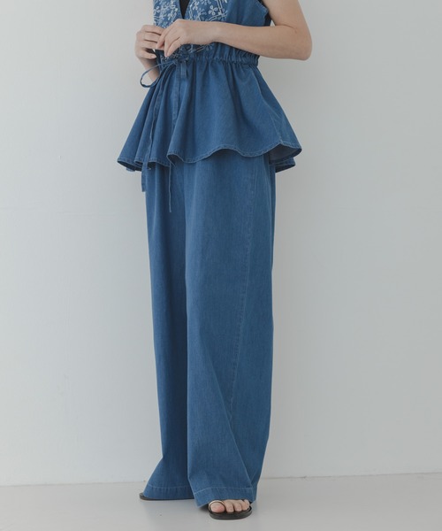 URBAN RESEARCH Sonny Label(アーバンリサーチサニーレーベル)の「クロス刺繍ペプラムサロペット(サロペット/オーバーオール・レディース・インディゴブルー/ライトインディゴブルー・36/38)」の16枚目の写真