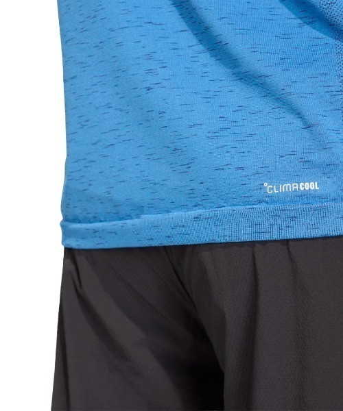 adidas（アディダス）の「アディダス adidas ワークアウト エッセンシャルズ シームレス Tシャツ（Tシャツ/カットソー・メンズ・ブラック/グリーン・M/LL/3L）」の14枚目の写真