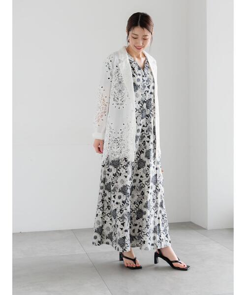 Te chichi（テチチ）の「【LIBERTY FABRICS】Vネックフレアワンピース（ワンピース・レディース・ネイビー/ブラック・F）」の9枚目の写真