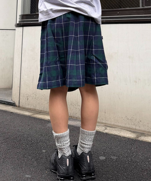 OBEY（オベイ）の「【OBEY / オベイ】 SHELLY PLAID PLEATED SKIRT（スカート・レディース・グリーン系その他・X-SMALL/SMALL）」の2枚目の写真