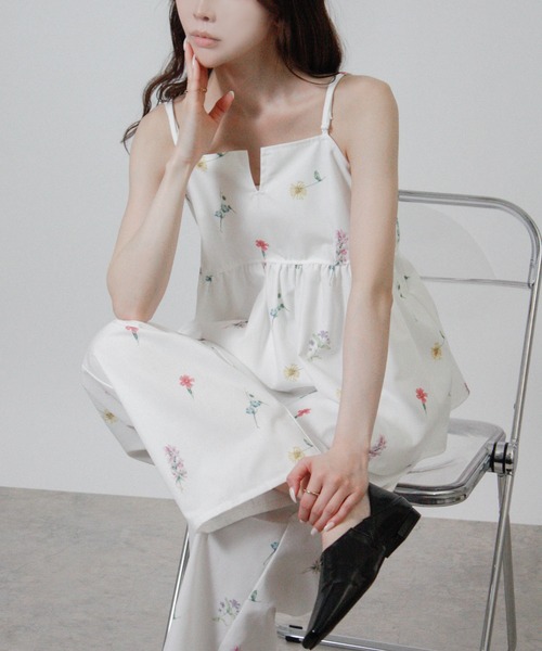 NYLAUS(ナイラス)の「【SG】フラワープリントキャミソール 花柄プリントキャミソール セットアップ対応(キャミソール・レディース・オフホワイト/ブラック・M)」の16枚目の写真