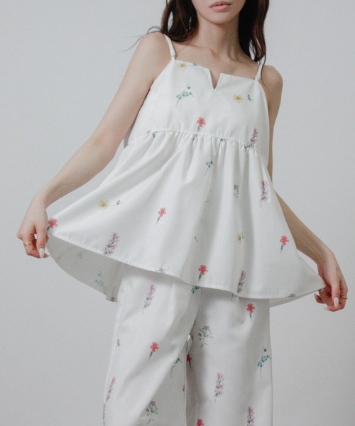 NYLAUS(ナイラス)の「【SG】フラワープリントキャミソール 花柄プリントキャミソール セットアップ対応(キャミソール・レディース・オフホワイト/ブラック・M)」の19枚目の写真