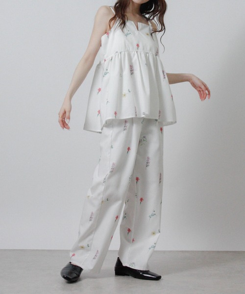 NYLAUS(ナイラス)の「【SG】フラワープリントキャミソール 花柄プリントキャミソール セットアップ対応(キャミソール・レディース・オフホワイト/ブラック・M)」の22枚目の写真