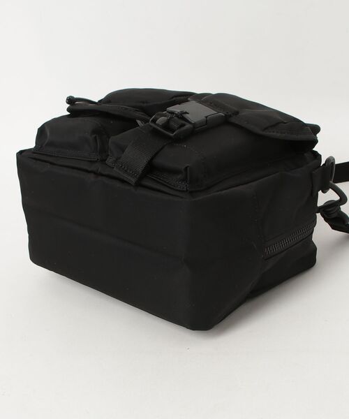 BAICYCLON by Bagjack（バイシクロン バイ バグジャック）の「BAICYCLON by Bagjack/MULTH POCKET 2WAY BAG（ショルダーバッグ・メンズ・ブラック・FREE）」の3枚目の写真