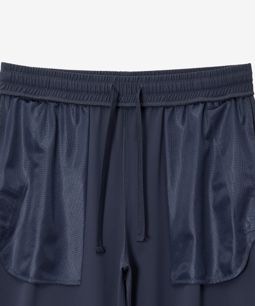 BASIC HOUSE(ベーシックハウス)の「スーパーストレッチスパンバンディングジョガーパンツ_ダークグレー(スウェットパンツ・メンズ・チャコールグレー・28inch/30inch/32inch/34inch/36inch)」の12枚目の写真
