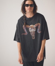 ADAMPATEK/(ADAMPATEK / RED:BANSHEE Ram Skull Graphic short sleeve t-shirt/コラボレーションTシャツ