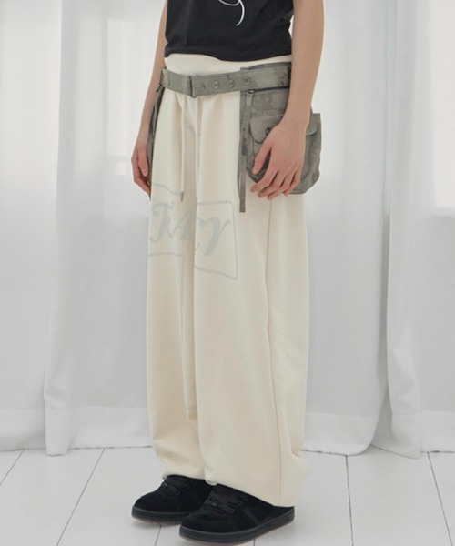 FANCY CLUB(ファンシークラブ)の「【FANCY CLUB】FROSS BANDING SWEATPANTS / 【ファンシークラブ】フロスバンディングスウェットパンツ(スウェットパンツ・レディース・アイボリー/ブルー/ブラック/レッド・ONE SIZE)」の10枚目の写真