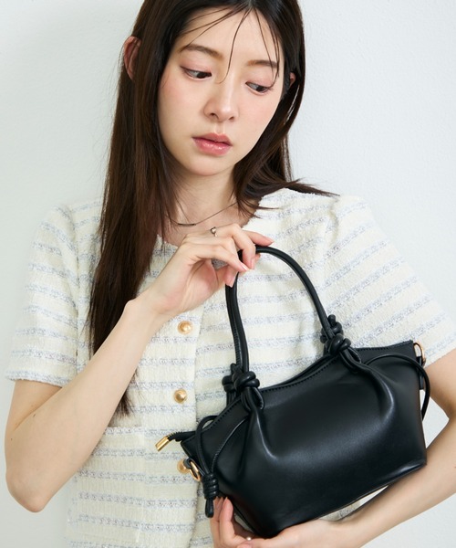 krahe(クレーエ)の「ノットハンドル2WAYミニバッグ(ショルダーバッグ・レディース・ホワイト/グレー/ピンク/ブラック・FREE)」の12枚目の写真