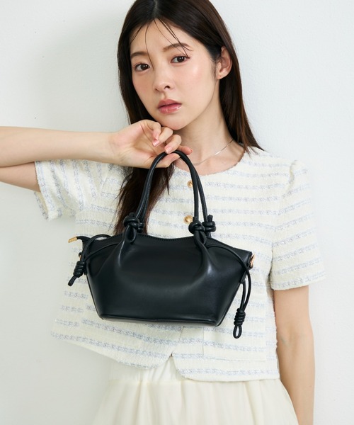 krahe(クレーエ)の「ノットハンドル2WAYミニバッグ(ショルダーバッグ・レディース・ホワイト/グレー/ピンク/ブラック・FREE)」の13枚目の写真