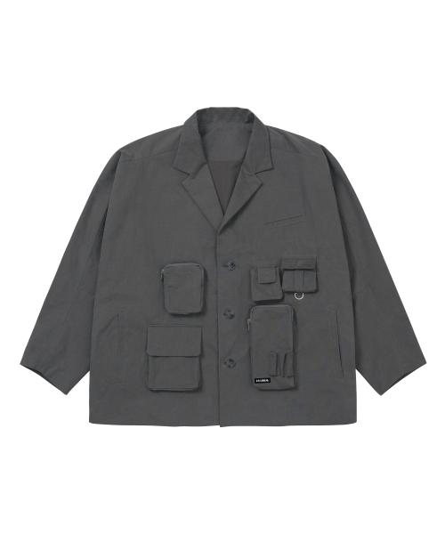 AJOBYAJO（アジョバイアジョ）の「Multi Pocket Batwing Jacket [GREY]（テーラードジャケット・メンズ・その他・FREE）」の2枚目の写真