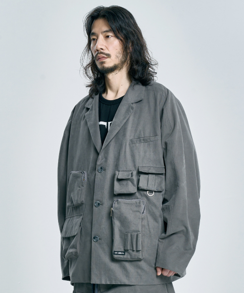 AJOBYAJO（アジョバイアジョ）の「Multi Pocket Batwing Jacket [GREY]（テーラードジャケット・メンズ・その他・FREE）」の12枚目の写真