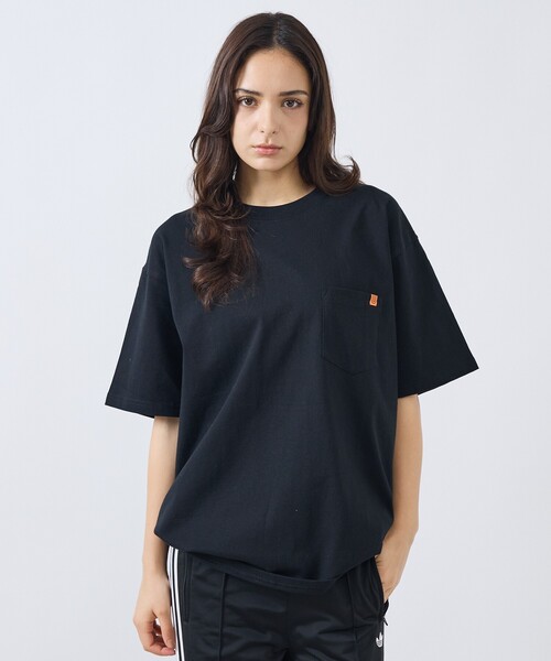 UNIVERSAL OVERALL(ユニバーサルオーバーオール)の「【UNIVERSAL OVERALL/ユニバーサルオーバーオール】POCKET TEE / ワンポイントロゴポケットクルーネックTシャツ/U2613219G(Tシャツ/カットソー・メンズ・ブラック/ブルー系その他/グリーン系その他/ネイビー/ホワイト系その他/ホワイト・L/M)」の4枚目の写真
