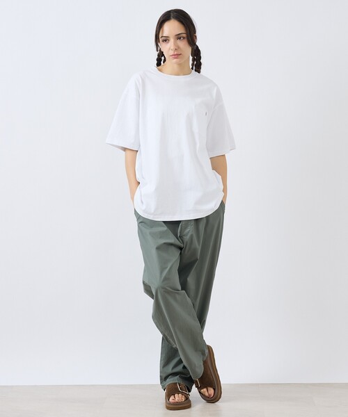 UNIVERSAL OVERALL(ユニバーサルオーバーオール)の「【UNIVERSAL OVERALL/ユニバーサルオーバーオール】POCKET TEE / ワンポイントロゴポケットクルーネックTシャツ/U2613219G(Tシャツ/カットソー・メンズ・ブラック/ブルー系その他/グリーン系その他/ネイビー/ホワイト系その他/ホワイト・L/M)」の18枚目の写真