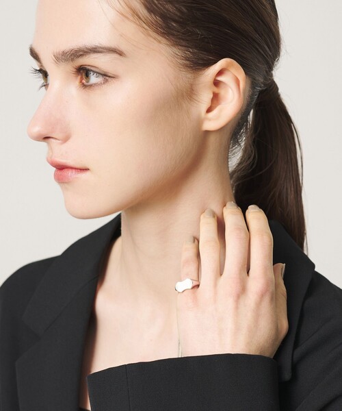 BEAUTY&YOUTH UNITED ARROWS(ビューティーアンドユースユナイテッドアローズ)の「<eoa>オーヴァル ピンキー リング シルバー(リング・メンズ・シルバー・9/13/11)」の1枚目の写真