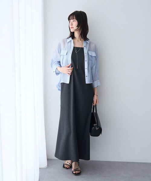 YECCA VECCA(イェッカヴェッカ)の「【2点SET】ミリタリーシアーシャツセットキャミワンピース(ワンピース・レディース・ベージュ/チャコールグレー/ブラック・FREE)」の5枚目の写真