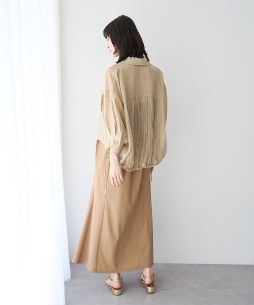 YECCA VECCA(イェッカヴェッカ)の「【2点SET】ミリタリーシアーシャツセットキャミワンピース(ワンピース・レディース・ベージュ/チャコールグレー/ブラック・FREE)」の8枚目の写真
