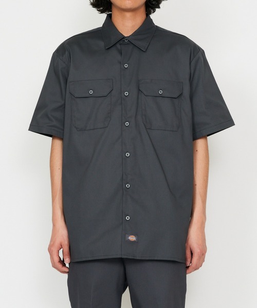 Dickies（ディッキーズ）の「Dickies/ディッキーズ ショートスリーブ プロワークシャツ半袖（シャツ/ブラウス・メンズ・サンドベージュ/チャコールグレー/ブラック/ネイビー・LARGE/MEDIUM/SMALL/X-LARGE）」の7枚目の写真