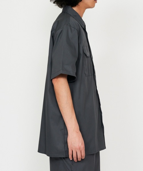 Dickies（ディッキーズ）の「Dickies/ディッキーズ ショートスリーブ プロワークシャツ半袖（シャツ/ブラウス・メンズ・サンドベージュ/チャコールグレー/ブラック/ネイビー・LARGE/MEDIUM/SMALL/X-LARGE）」の10枚目の写真