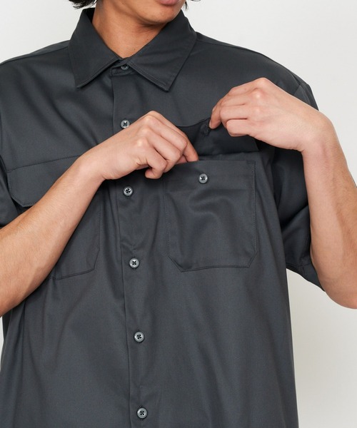 Dickies（ディッキーズ）の「Dickies/ディッキーズ ショートスリーブ プロワークシャツ半袖（シャツ/ブラウス・メンズ・サンドベージュ/チャコールグレー/ブラック/ネイビー・LARGE/MEDIUM/SMALL/X-LARGE）」の11枚目の写真