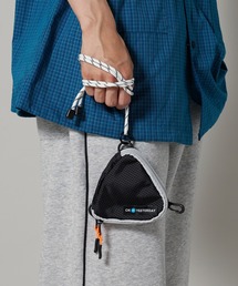 【新着商品】LOOP（ループ） ボディーバッグ ウエスト ２WAY タウンカジュ 新着商品】LOOP（ループ） ボディーバッグ ウエスト 2WAY