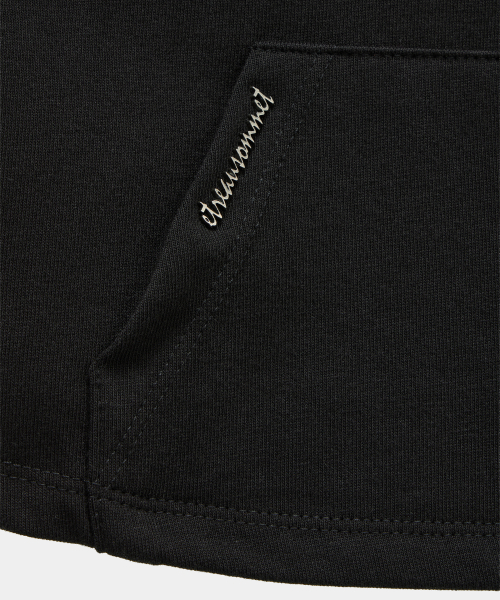 ETRE AU SOMMET(エトレオソメ)の「Zipper Halter Turtleneck Point Pocket Hoodie (Black)(Tシャツ/カットソー・レディース・ブラック・2/1)」の10枚目の写真