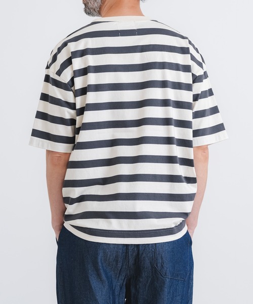 quadro(クオドロ)の「度詰め天竺ボーダークルー(Tシャツ/カットソー・メンズ・キナリ/オフホワイト・LARGE/MEDIUM)」の9枚目の写真