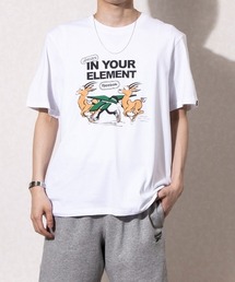 Reebok（リーボック）の「クラブ グラフィック Tシャツ / CLUB GRAPHIC TEE（Tシャツ/カットソー）」