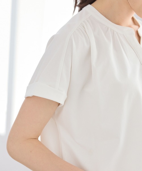 Honeys(ハニーズ)の「【ハニさら・接触冷感・UVカット】マオスキッパートップス(Tシャツ/カットソー・レディース・ブルーグリーン/ブラック/アイボリー/ボルドー・L/LL/S/M)」の18枚目の写真