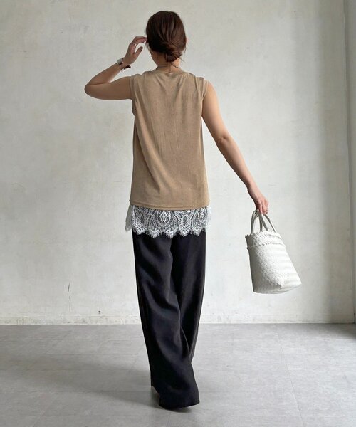 DouDou(ドゥドゥ)の「シャイニータンク(Tシャツ/カットソー・レディース・オフホワイト/ブラック/カーキ/ベージュ・FREE)」の22枚目の写真