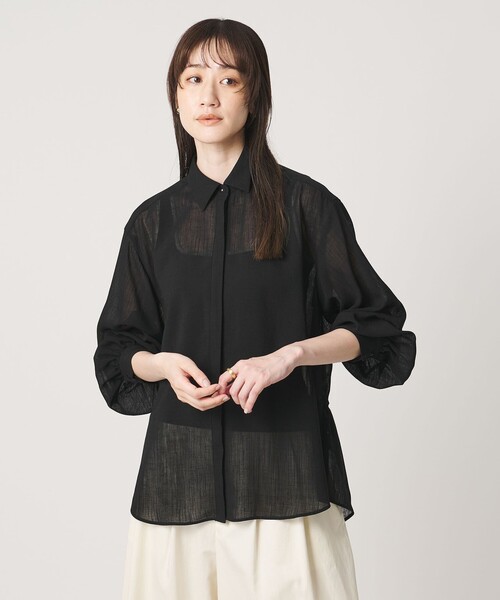 UNITED ARROWS（ユナイテッドアローズ）の「スラブ シアー シャツ ‐ウォッシャブル‐（シャツ/ブラウス・レディース・ダークブラウン/コバルトブルー/ブラック・FREE）」の2枚目の写真
