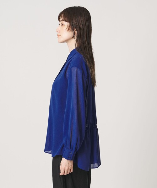 UNITED ARROWS（ユナイテッドアローズ）の「スラブ シアー シャツ ‐ウォッシャブル‐（シャツ/ブラウス・レディース・ダークブラウン/コバルトブルー/ブラック・FREE）」の13枚目の写真