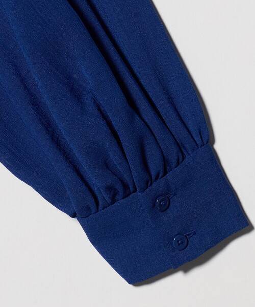 UNITED ARROWS（ユナイテッドアローズ）の「スラブ シアー シャツ ‐ウォッシャブル‐（シャツ/ブラウス・レディース・ダークブラウン/コバルトブルー/ブラック・FREE）」の18枚目の写真
