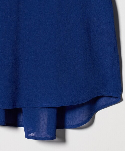 UNITED ARROWS（ユナイテッドアローズ）の「スラブ シアー シャツ ‐ウォッシャブル‐（シャツ/ブラウス・レディース・ダークブラウン/コバルトブルー/ブラック・FREE）」の19枚目の写真