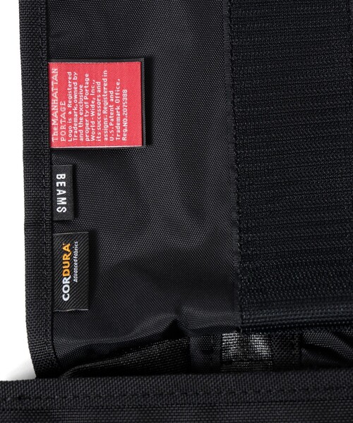 Manhattan Portage(マンハッタンポーテージ)の「【別注】Manhattan Portage / 1606V 2WAY(メッセンジャーバッグ・メンズ・ブラック・ONE SIZE)」の12枚目の写真