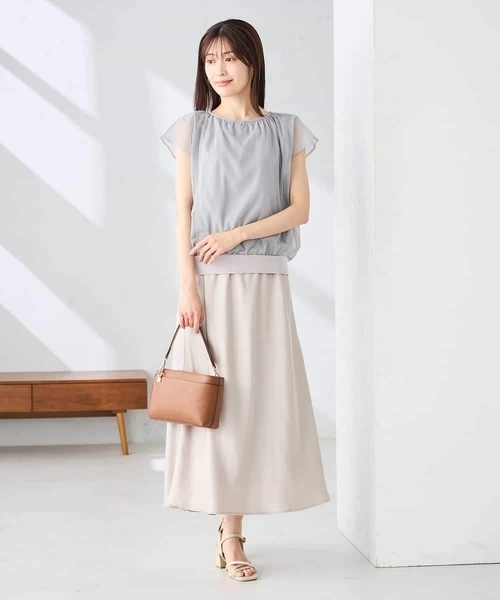 a.v.v(アーヴェヴェ)の「チュールレイヤードトップス(Tシャツ/カットソー・レディース・ライトグレー/ブラック・38/40)」の5枚目の写真