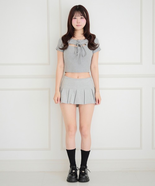 ALLuRing ChaRm(アリュリングチャーム)の「Cutout Off-shoulder Rib Blouse / カットアウトオフショルダーリブブラウス(シャツ/ブラウス・レディース・ブラック/ホワイト/グレー/ベージュ・FREE)」の22枚目の写真